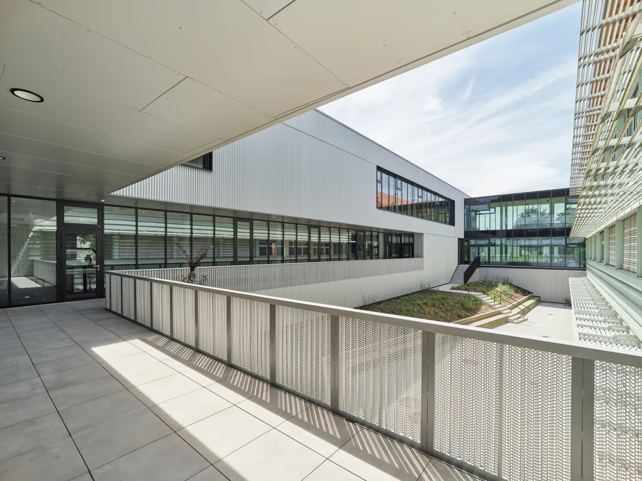 Eindrücke des Zubaus am BRG Schloss Wagrain für modernes Lernen und Lehren.