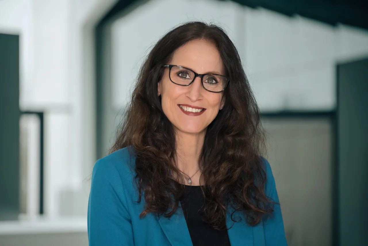 Elke Harreiß, Abteilungsleiterin der Fensterbau Frontale