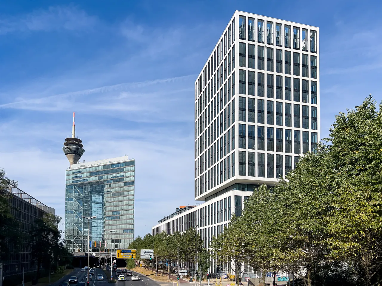 PANDION schließt neuen Mietvertrag für OFFICEHOME Rise in Düsseldorf