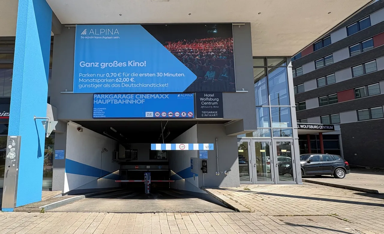 ALPINA-Tiefgarage CinemaxX Hbf Wolfsburg