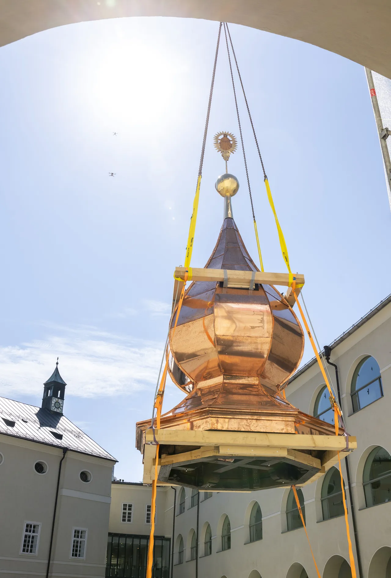 Ein Zwiebeltürmchen für Salzburgs Altstadt