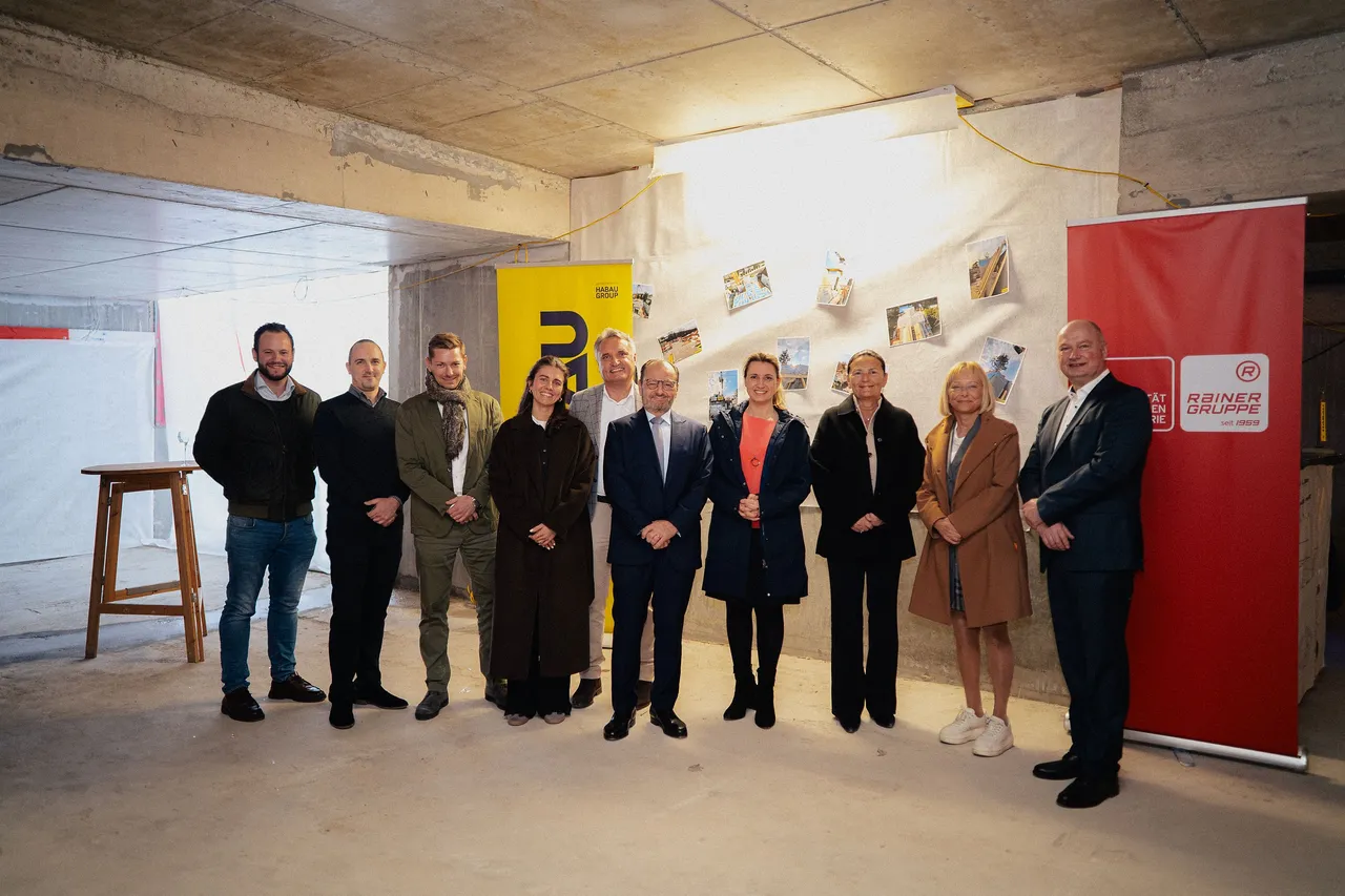 Wohnhaus in Top-Lage: RAINER Gruppe feiert Dachgleiche in Hietzing