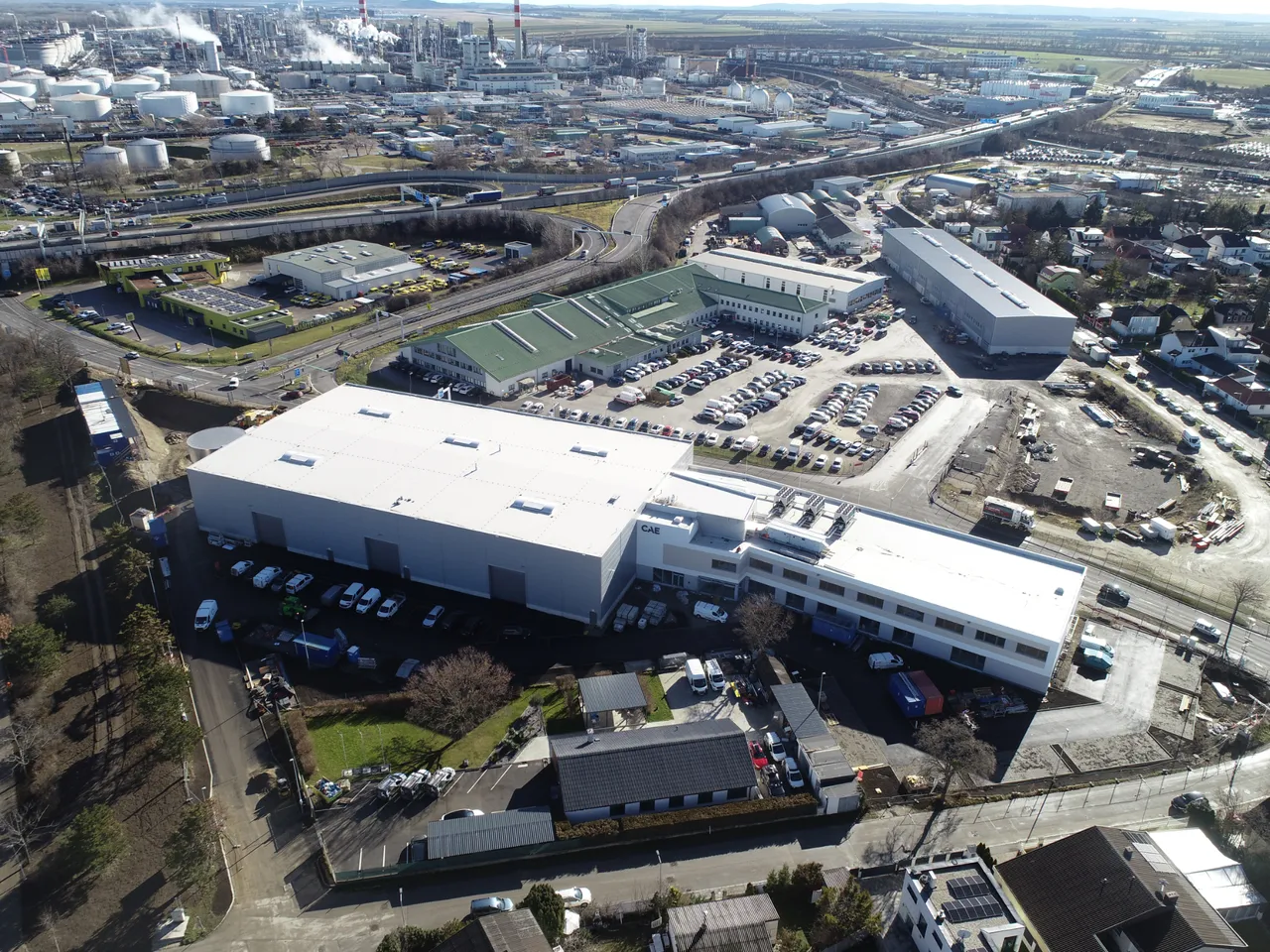 Luftaufnahme des CAE Aviation Training Centre in Schwechat