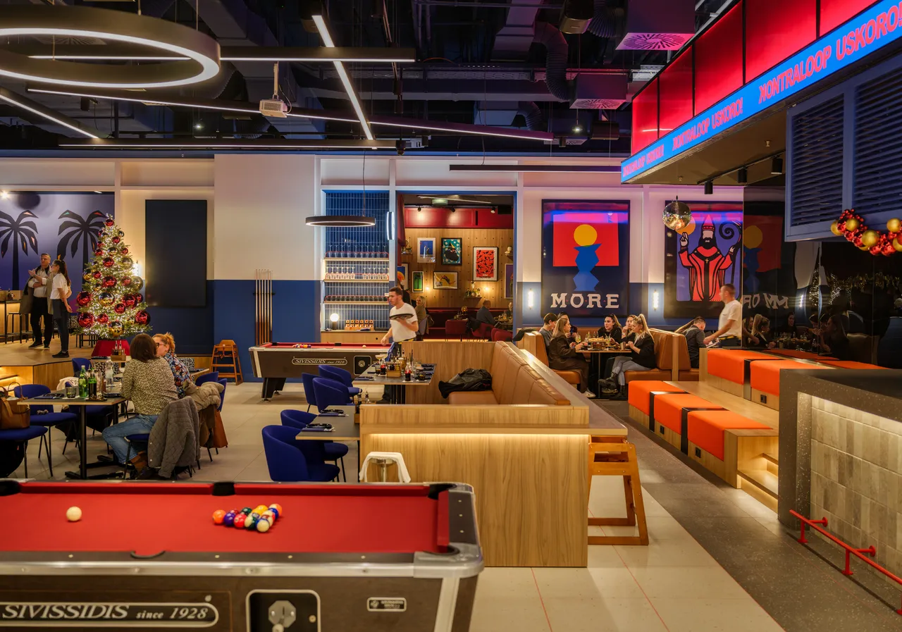 CC Real eröffnet Kontraloop