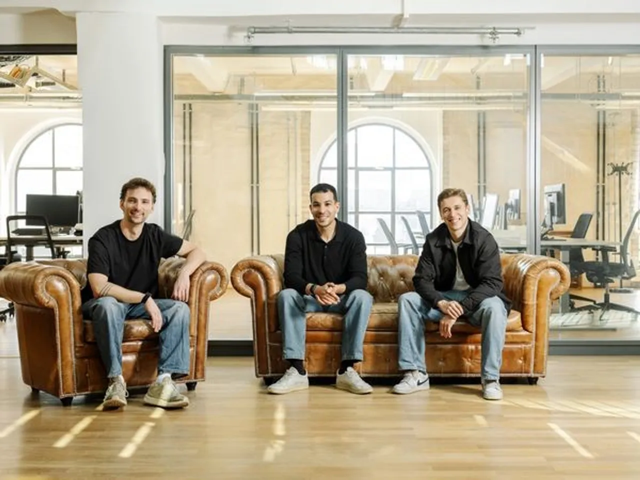 Vlnr: Sebastian Schmidt (CEO dsb), Adam Khenissi (CSO dsb), Niclas Kern (CFO dsb)