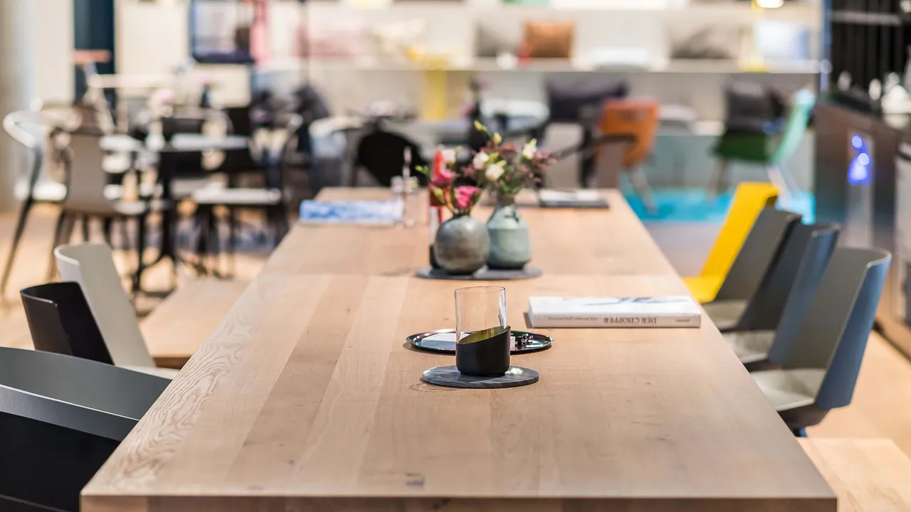 Erfolgreicher Exit: EMH Partners und AIRE verkaufen Design Offices an IWG