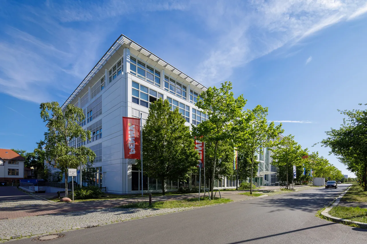 Deutsche Bürohaus kauft vollvermietetes Bürogebäude in Teltow