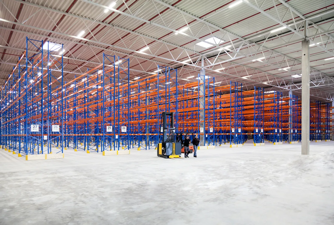Die Logivest GmbH hat in Seevetal, südlich von Hamburg, eine Logistikimmobilie zur Anmietung vermittelt.
