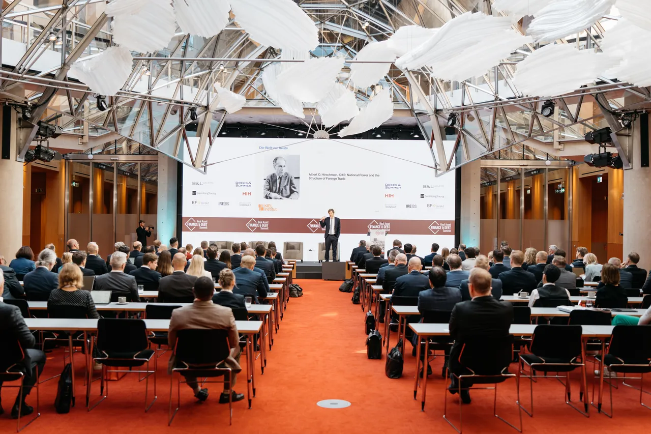 Real Asset Finance & Debt Summit: Sachwerte-Finanzierer müssen sich externen Schocks stellen