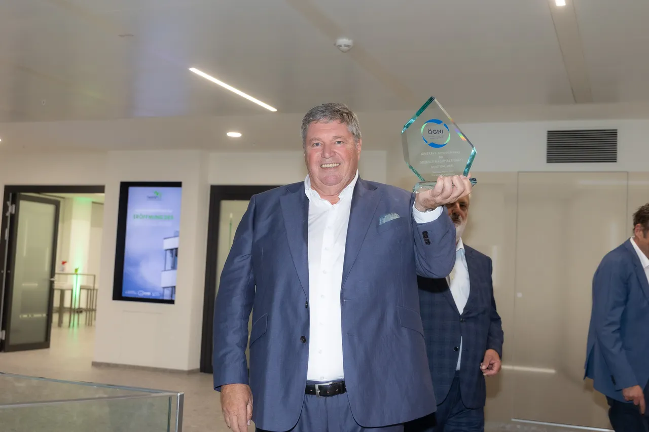 Bondi Consult lud zur Eröffnung des Central Hub im Quartier TwentyOne