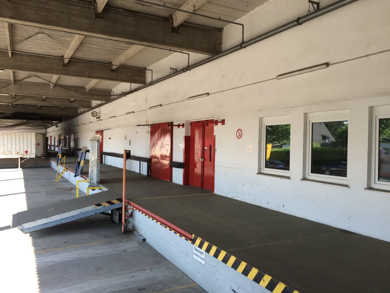 Logivest vermittelt 1.320 Quadratmeter große Logistikimmobilie