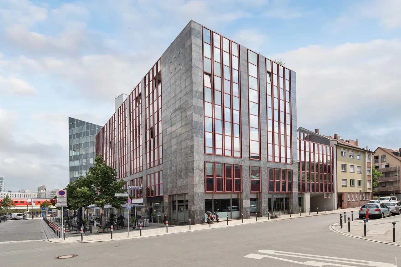 Büroobjekt Nelson-Mandela-Platz