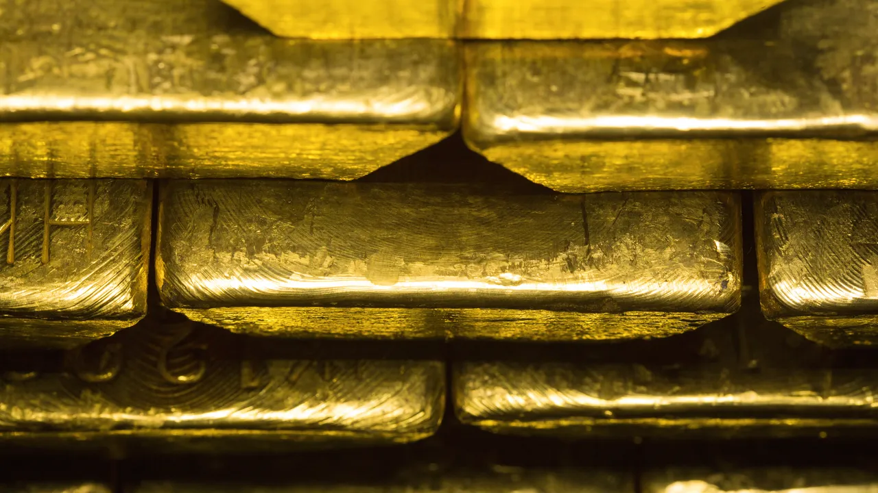 Goldbarren und Millionen bei Benko-Stiftung entdeckt