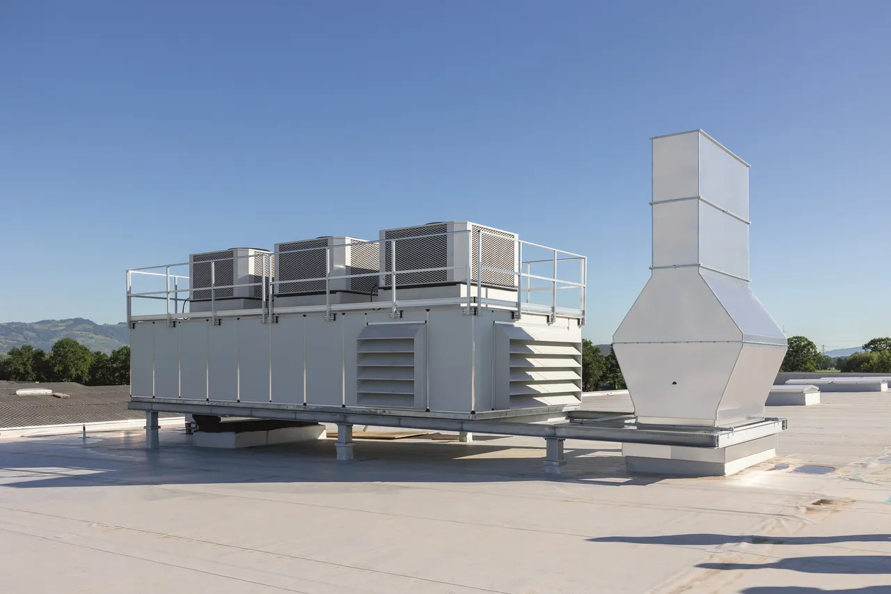 Natürlich effizient: Hörburger Energietechnik realisiert innovative Industrie-Klimatisierung