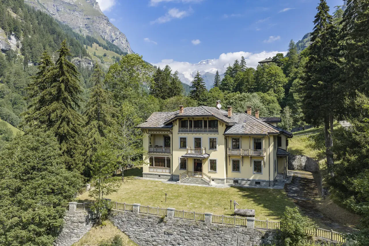 House of Gucci - Villa Laubenò im Aostatal