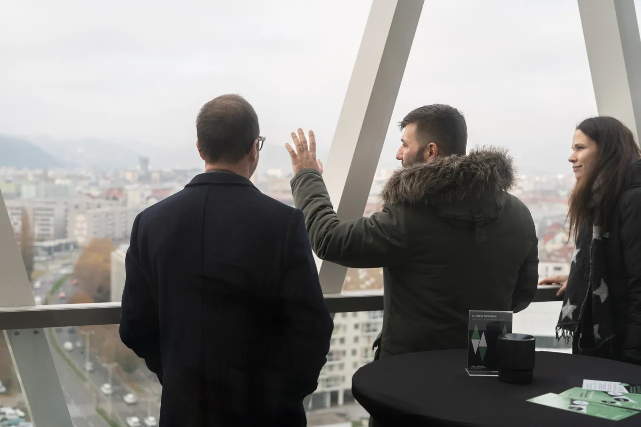 Der Level  KS1 Tower prägt das urbane Leben in Graz