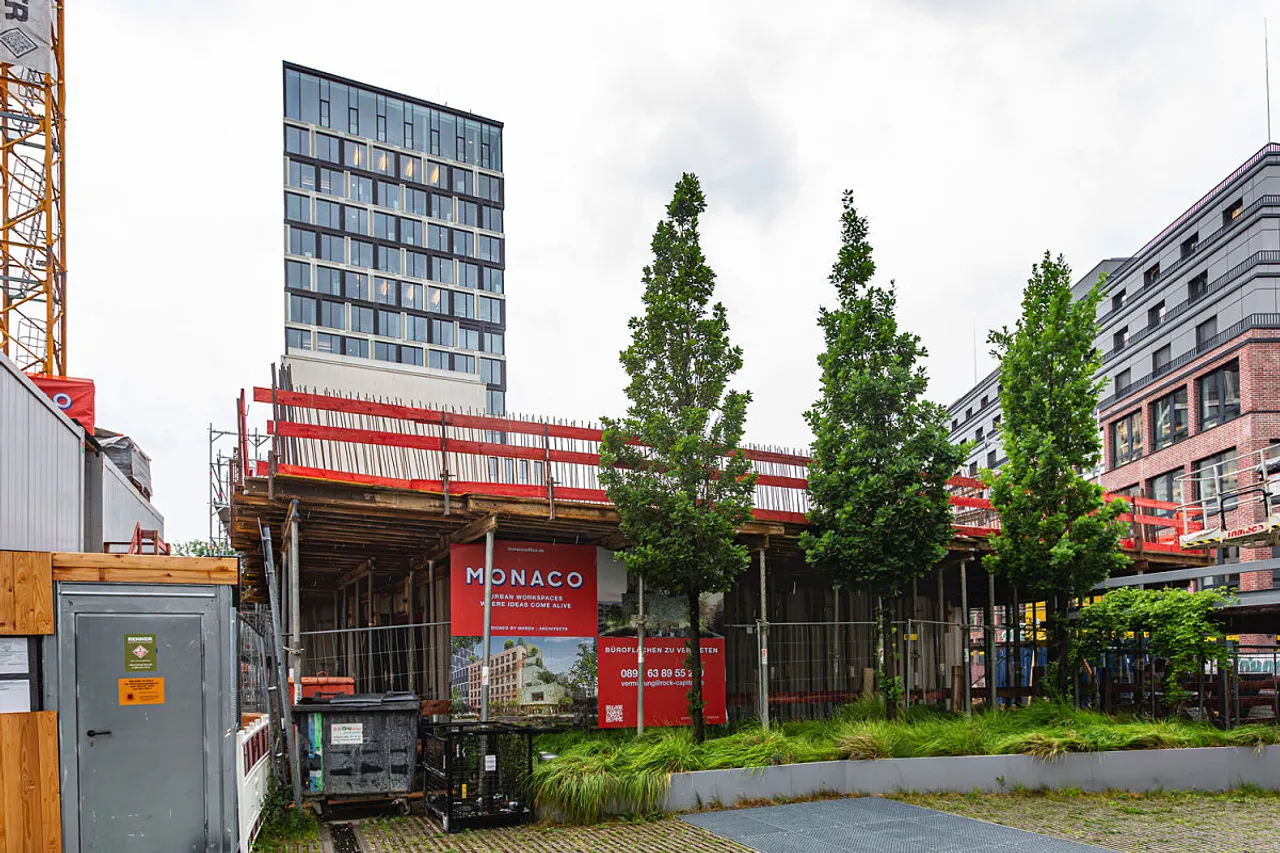 Das erste Bauprojekt in Deutschland mit Pretty-Plastic-Fassade