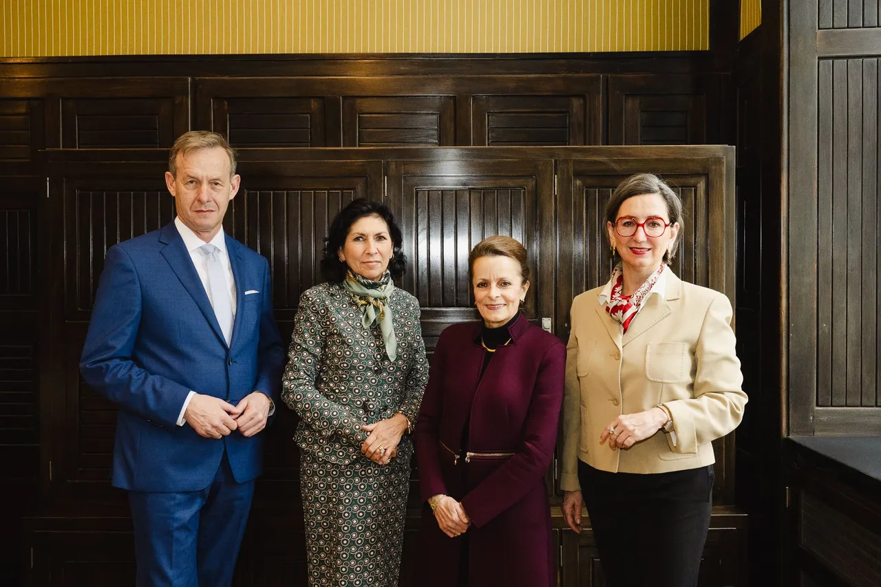 (v.l.n.r.): Gerald Beck, Danielle Spera, Christine Dornaus, Barbara Stelzl-Marx