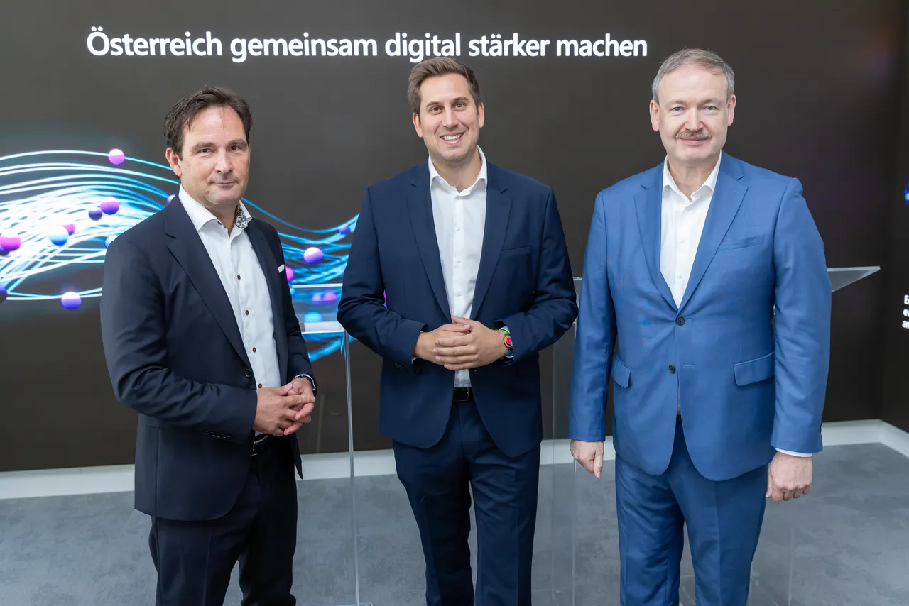 Hermann Erlach, General Manager von Microsoft Österreich; Alexander Pröll, Staatssekretär für Digitalisierung; Christian Helmenstein, Chefökonom der Industriellenvereinigung und Economica-Leiter