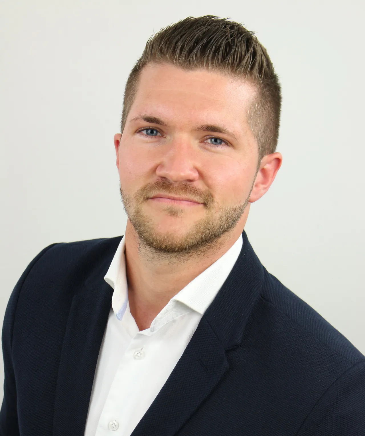 Oliver Kobel