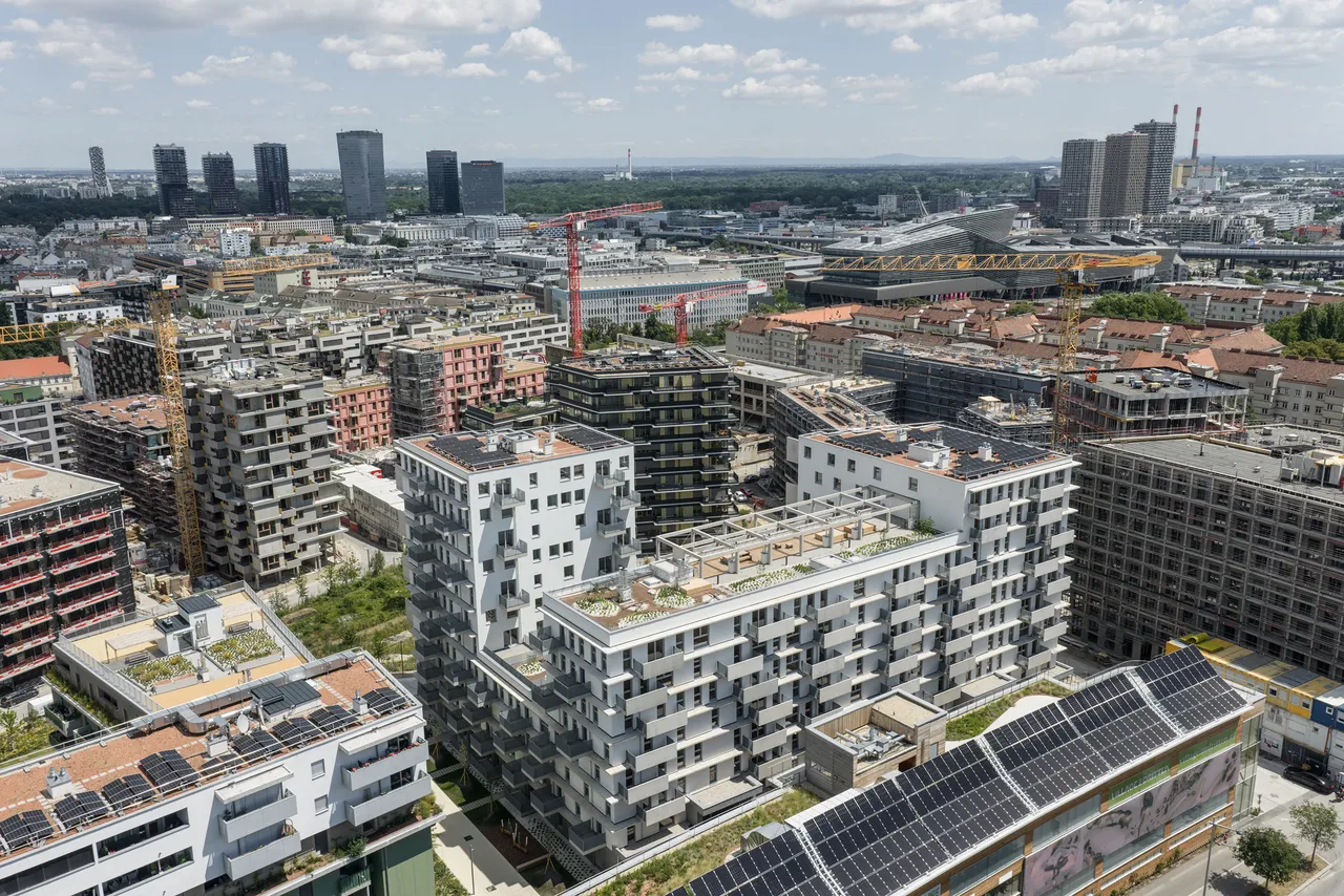 PARK FLATS im VILLAGE IM DRITTEN werden bezogen