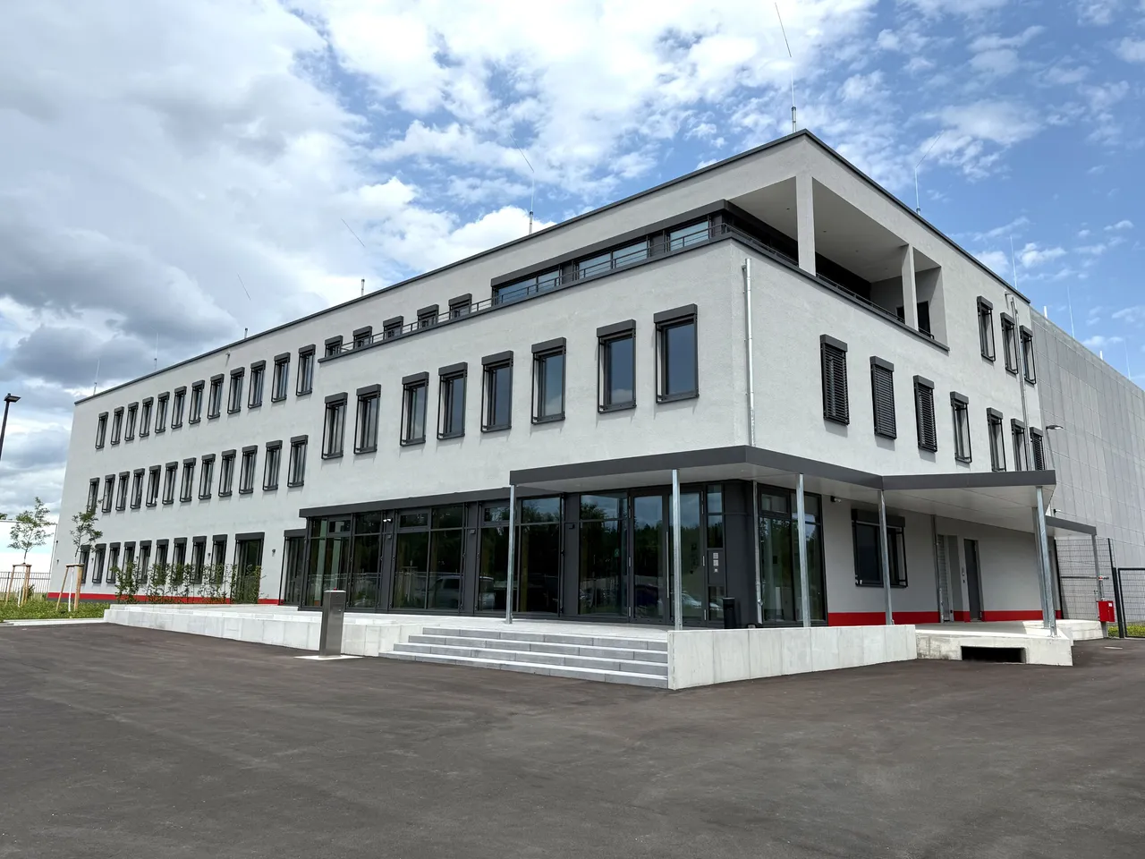 Rechenzentrum in Böblinger Gewerbegebiet Hulb-West eröffnet