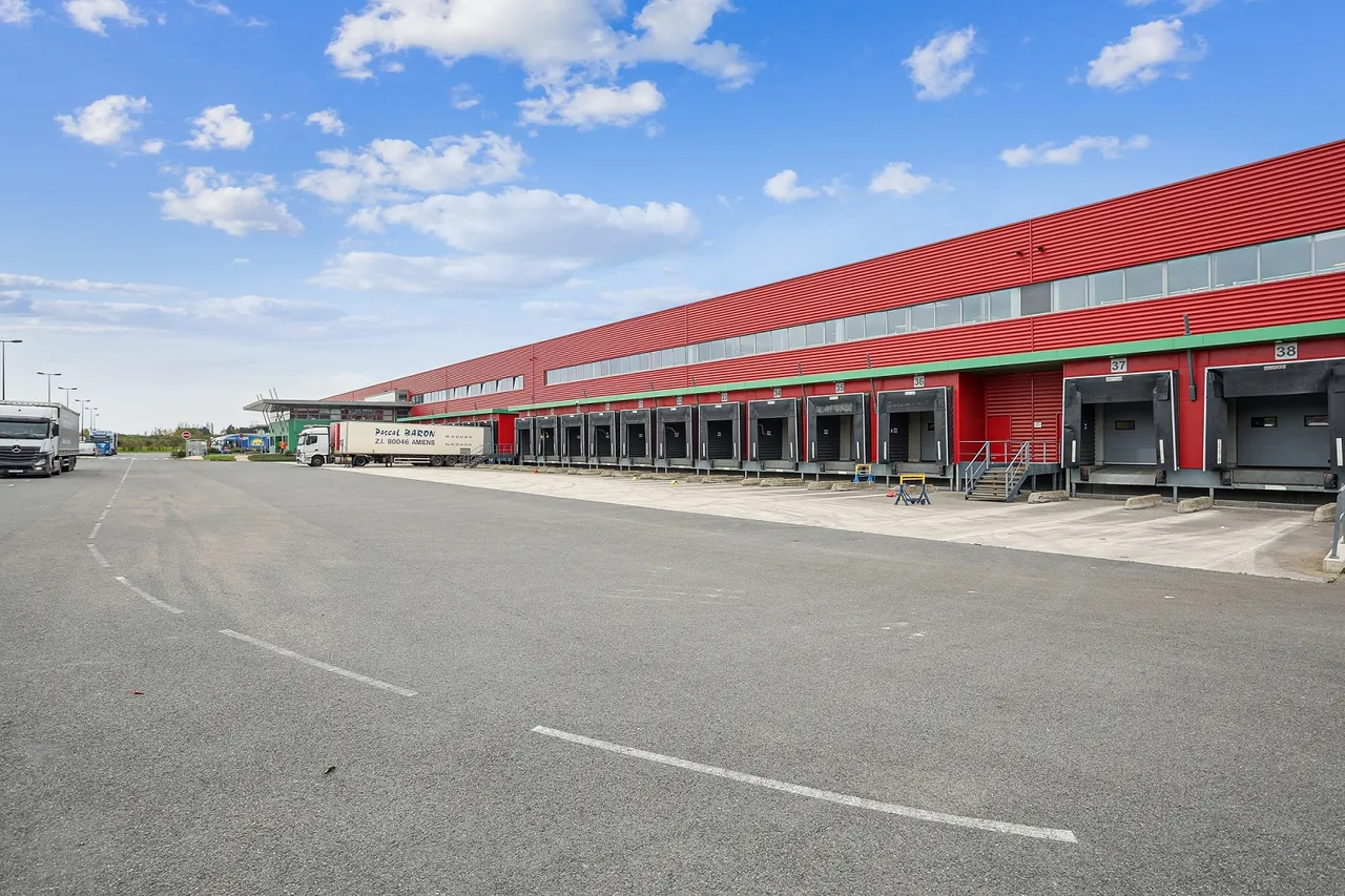 SavillsIM Distributionszentrum Le Coudray Montceaux Quelle