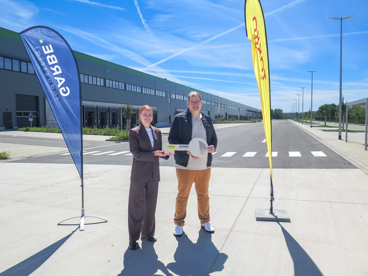 Garbe Industrial übergibt in Salzgitter Logistikzentrum an Takko Fashion