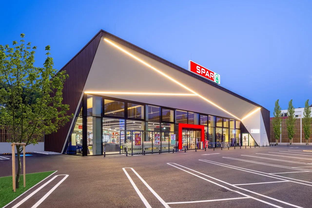 SPAR übernimmt 23 Unimarkt Standorte