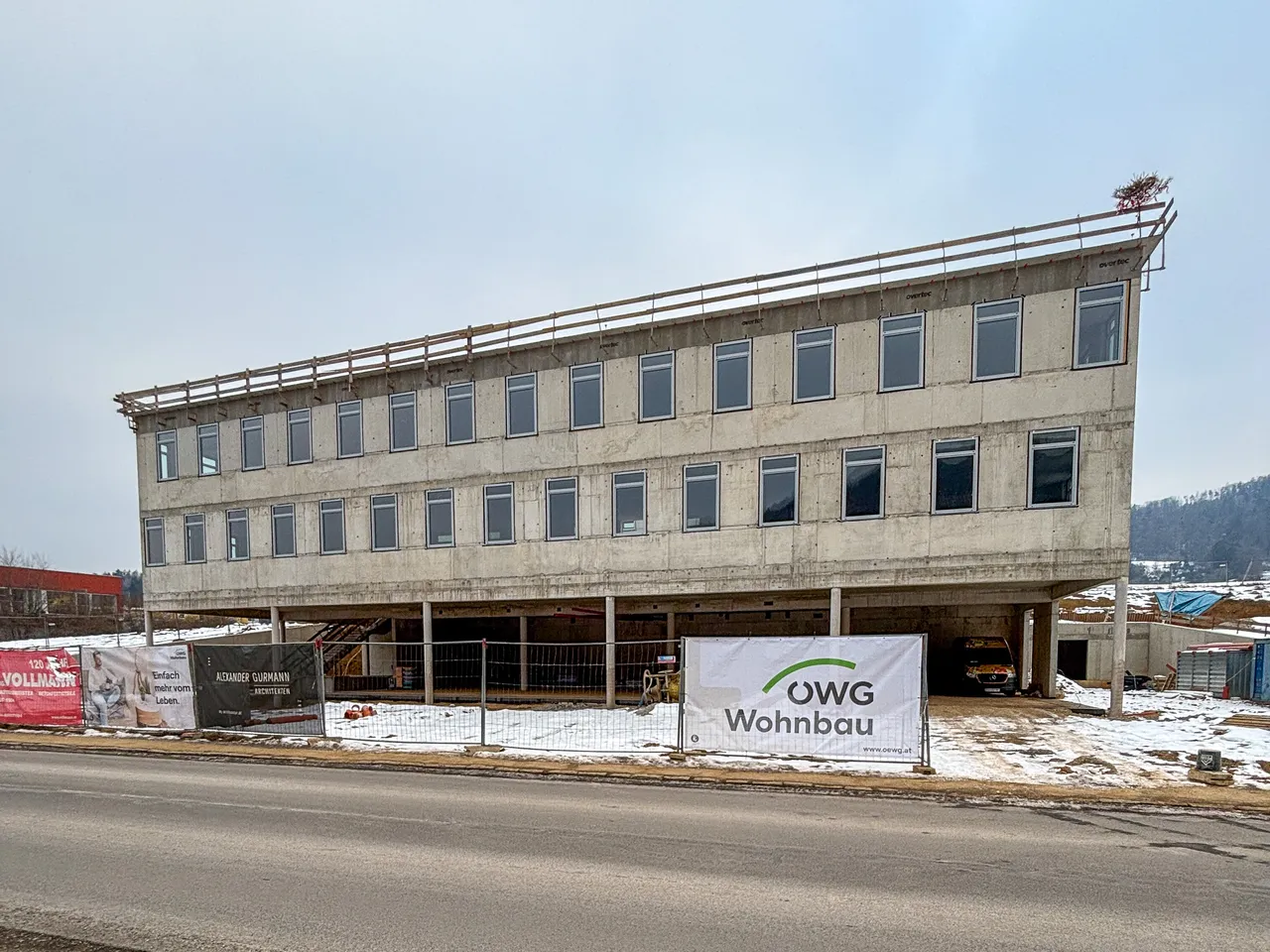 Gleichenfeier für Büro- und Gesundheitszentrum in Stattegg