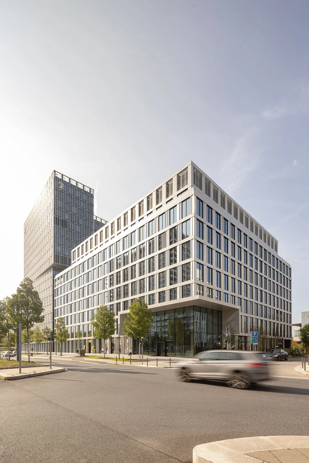 Bauunternehmen trifft Holzbau-Pionier: PORR zieht in den Frankfurter Timber Pioneer ein