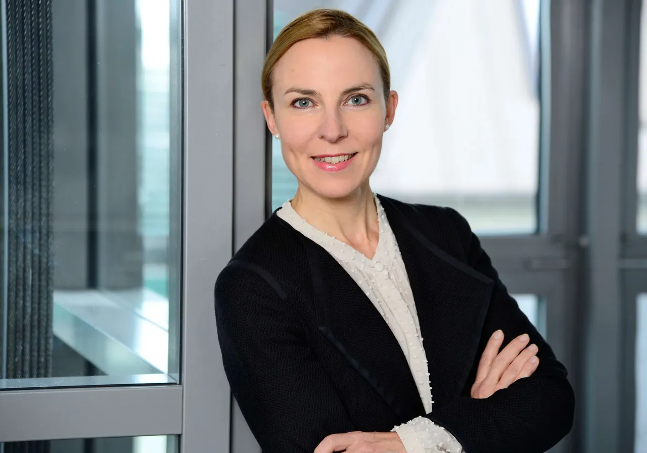 Camille Dufieux, Geschäftsführerin der INTREAL