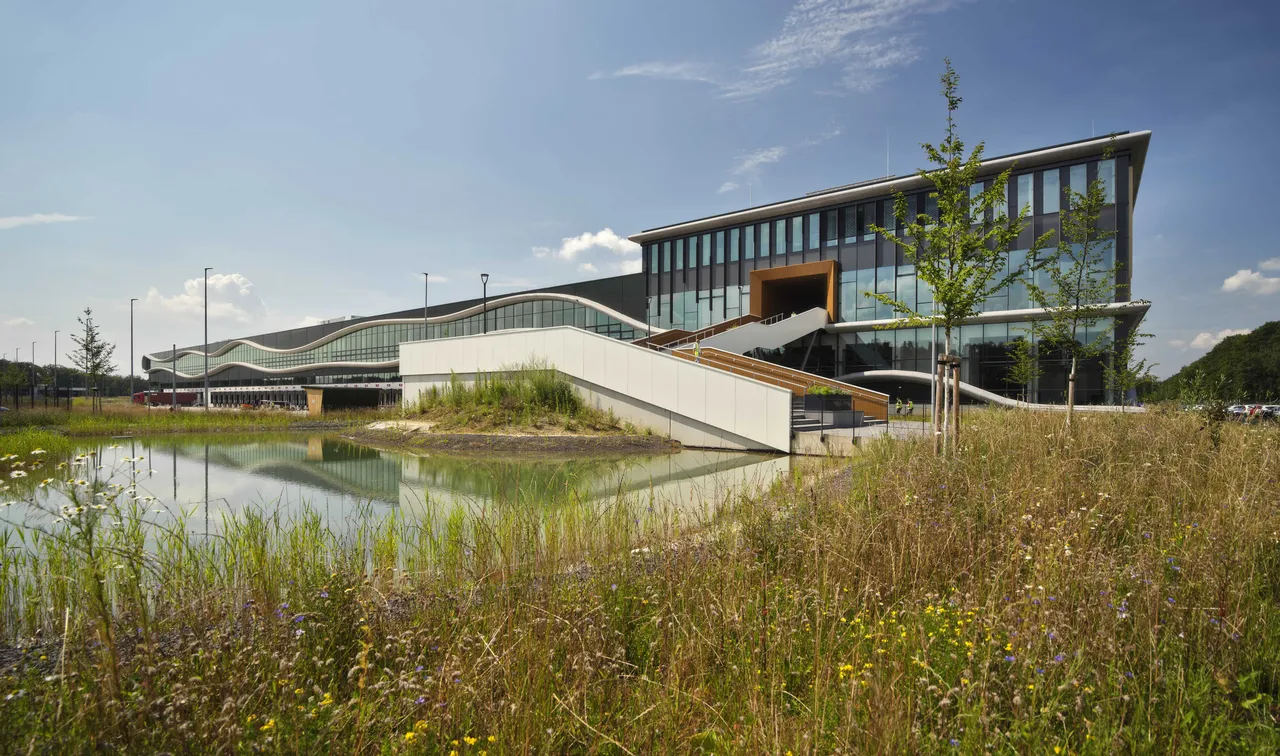 Erreicht CO2-Neutralität schon während der Mietzeit: The Levi Strauss & Co. European Distribution Center in Dorsten.