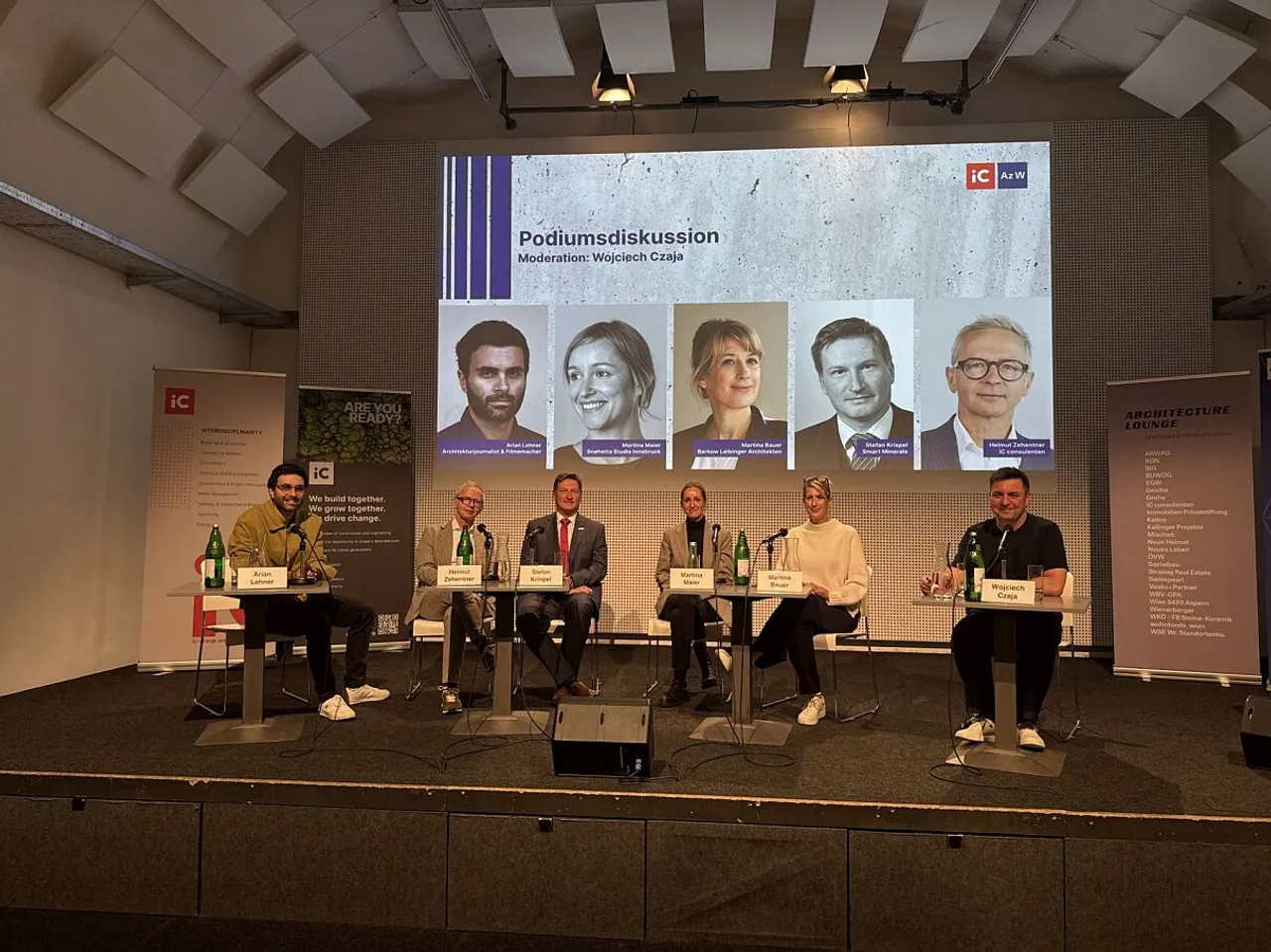 Arian Lehner, architektur aktuell; Helmut Zehentner, Partner iC consulenten; Stefan Krispel, Smart Minerals; Martina Maier, Snøhetta Studio Innsbruck; Martina Bauer, Barkow Leibinger Architekten; und Wojciech Czaja, Journalist für Architektur und Stadtkultur