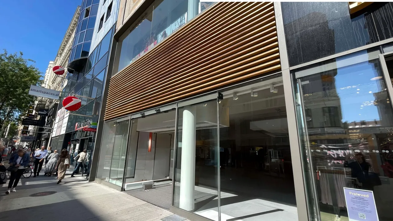 Woolworth eröffnet auf der Mariahilfer Straße 52