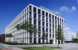 Mandatserweiterung für B&L