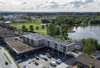 Bürmoos: Geförderte Mietwohnungen über EUROSPAR offiziell übergeben
