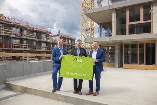 Dachgleiche für 235 neue VILLAGE-Wohnungen