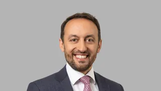 Freshfields berät Deka Immobilien beim Verkauf des Business Center Muthgasse