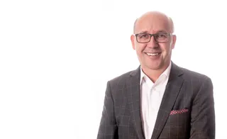 Erfolgreiche Vertriebsstrategie trotz Branchenkrise