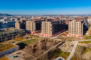 Rote Emma: STRABAG übergibt Wohnquartier in Wien-Donaustadt