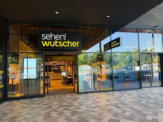 Neue Filialen in Salzburg und Linz
