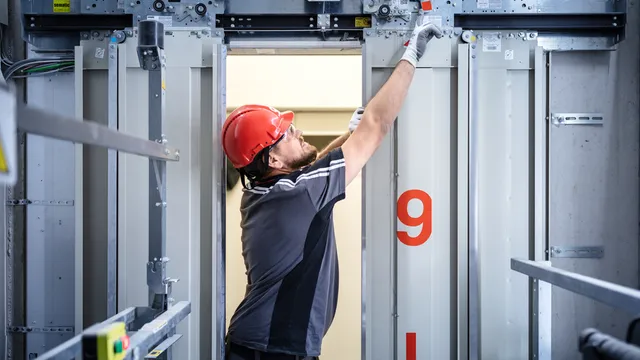 Schindler bei Flughafensüderweiterung an Bord