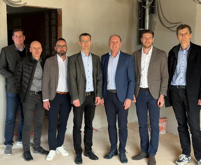 Neunkirchen: Dachgleiche für  das Wohnbauprojekt „Stonefield Living“