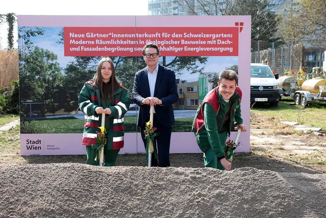 Neue Unterkunft für Stadtgärtner im Schweizergarten gestartet