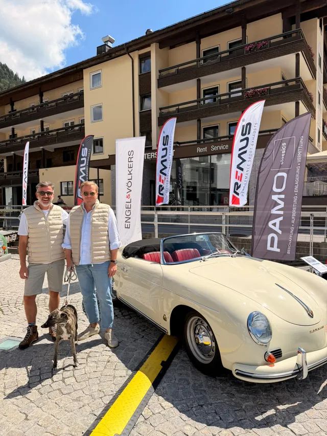 Automobile Eleganz und exklusive Immobilienexpertise