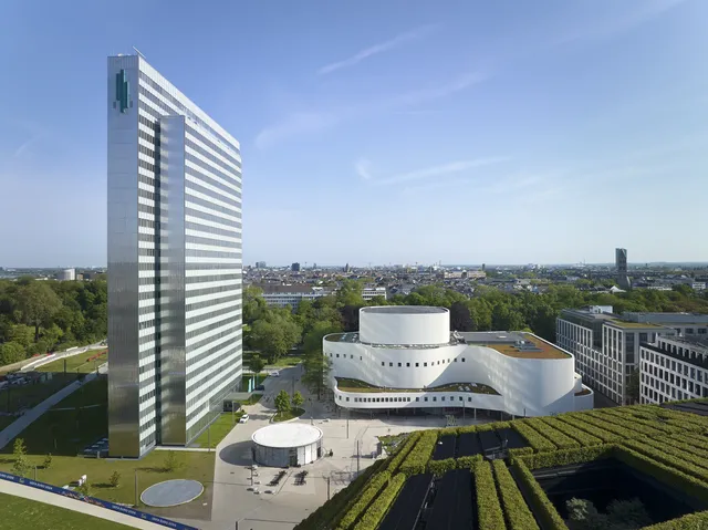 HIH Invest erwirbt das Dreischeibenhaus in Düsseldorf via Club Deal