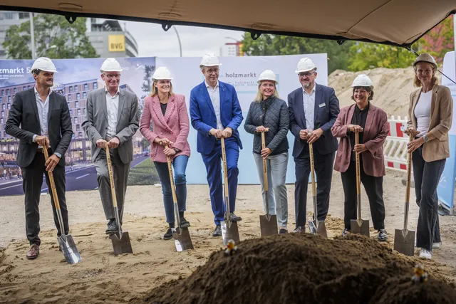 Erster Spatenstich für neues Quartier „Holzmarkt 51“ in Berlin-Friedrichshain