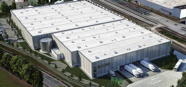 Garbe Industrial verlängert Mietvertrag mit MBS Logistik im Hafen Regensburg