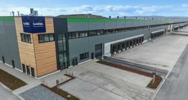 Garbe Industrial übergibt in Salzgitter Logistikzentrum an Takko Fashion
